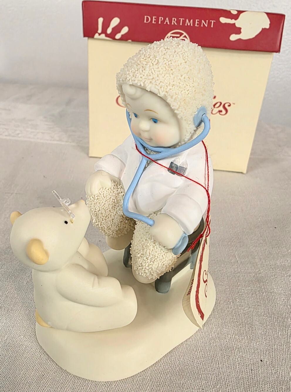 Vtg 2003 Dept. 56 Snowbabies "Bearly a Boo-Boo" Figurine 4 1/2" Tall NOS NIB